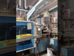 A borboleta dá forma à resina clara Chiavari preside o serviço do ODM do OEM de Mordern da cadeira do evento de 7 barras